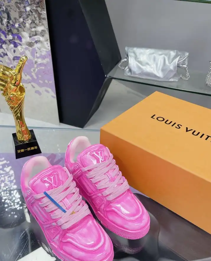 hype Louis Vuitton Sneakers