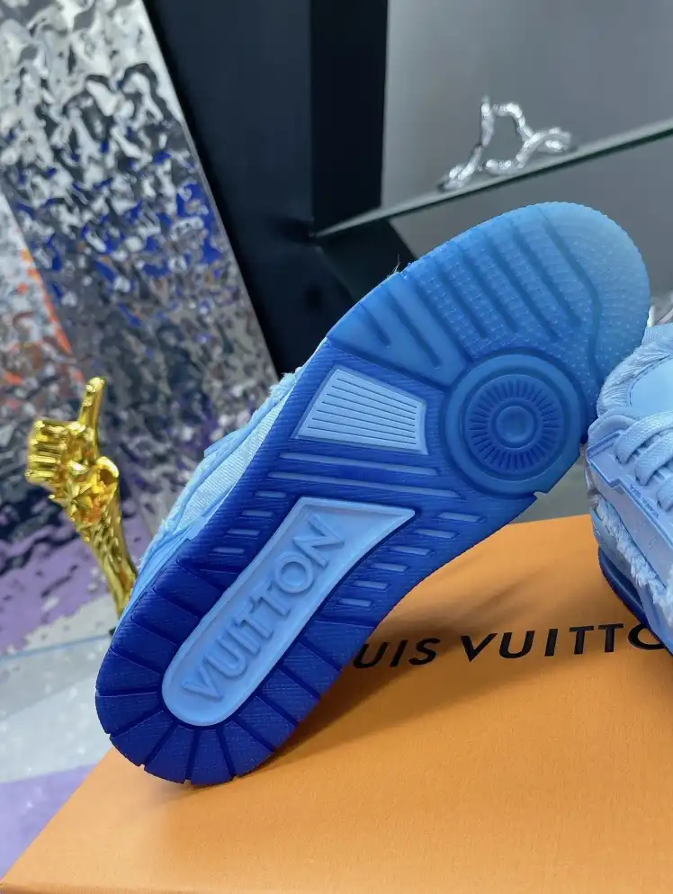 hype Louis Vuitton Sneakers