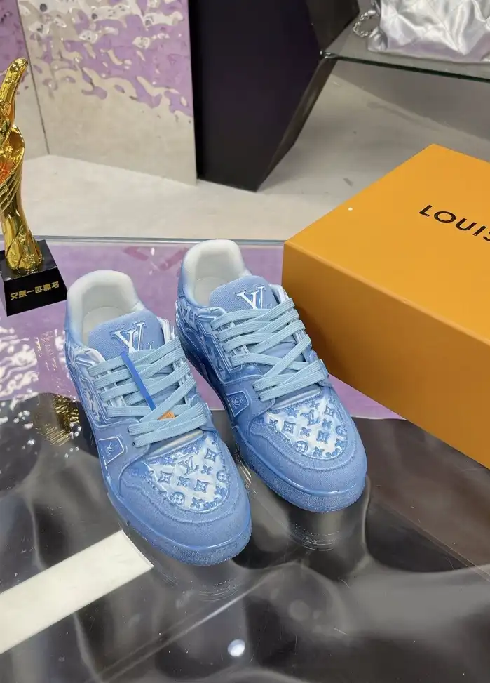 hype Louis Vuitton Sneakers