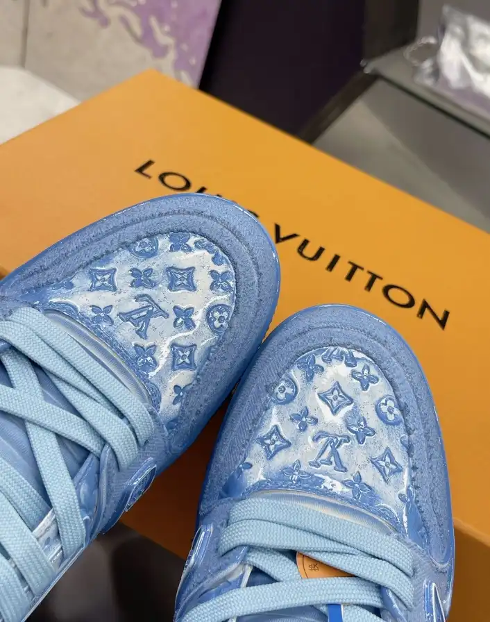 hype Louis Vuitton Sneakers