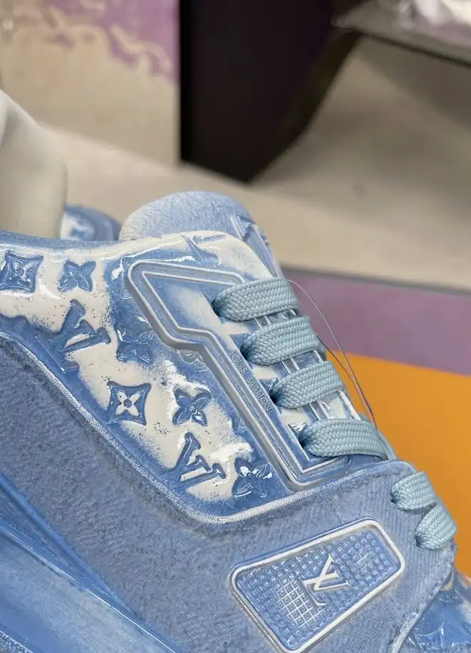 hype Louis Vuitton Sneakers