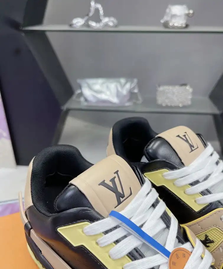 hype Louis Vuitton Sneakers