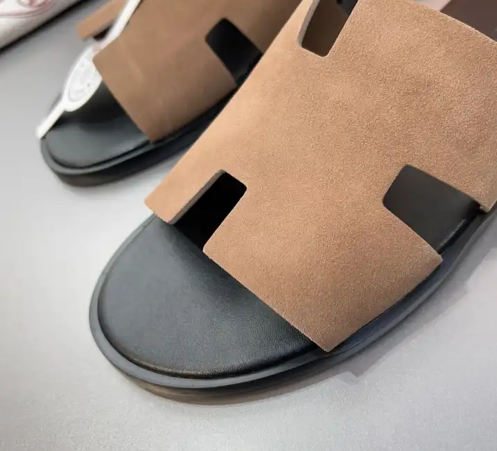 hype Hermes Slippers