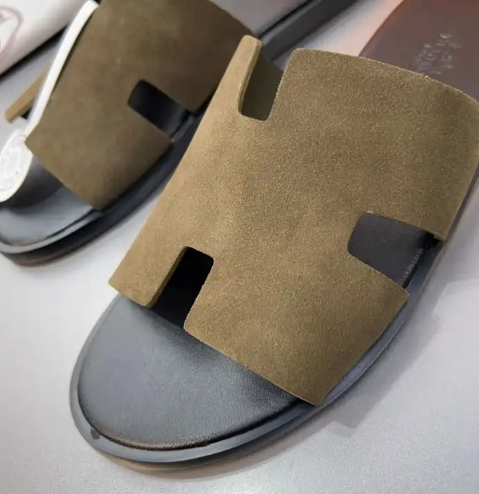 hype Hermes Slippers