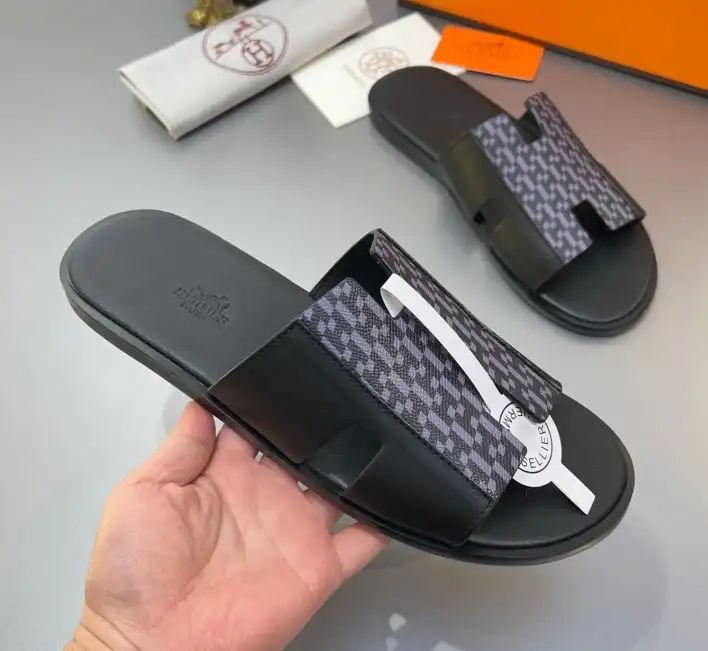 hype Hermes Slippers