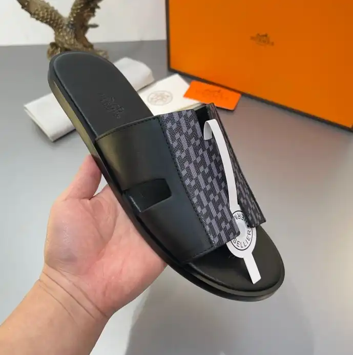 hype Hermes Slippers