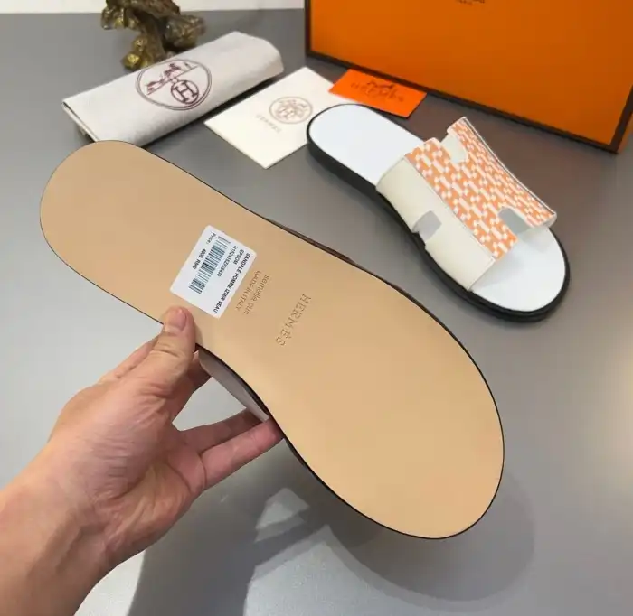 hype Hermes Slippers