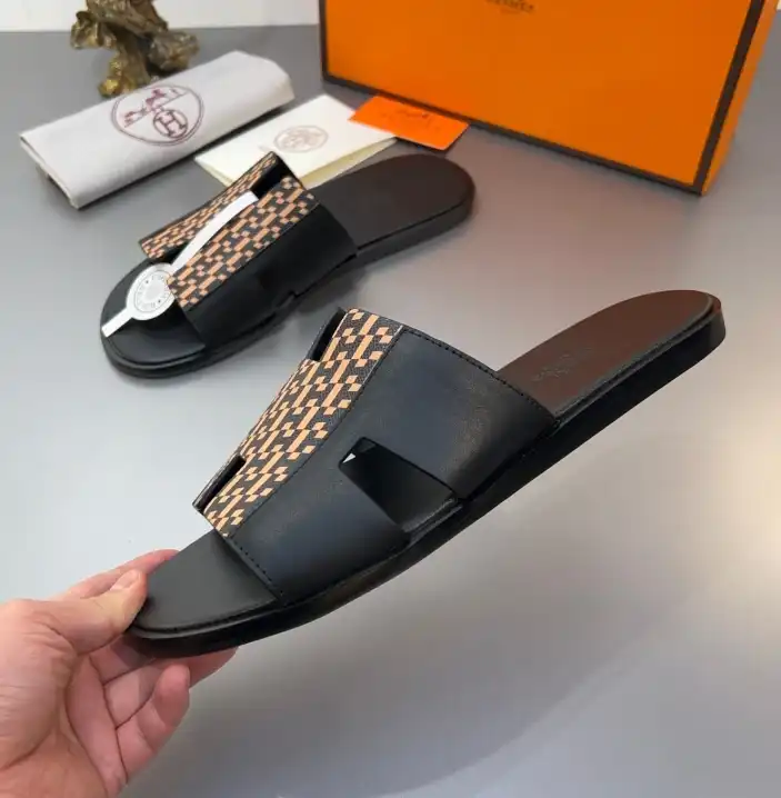 hype Hermes Slippers