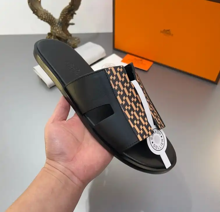 hype Hermes Slippers