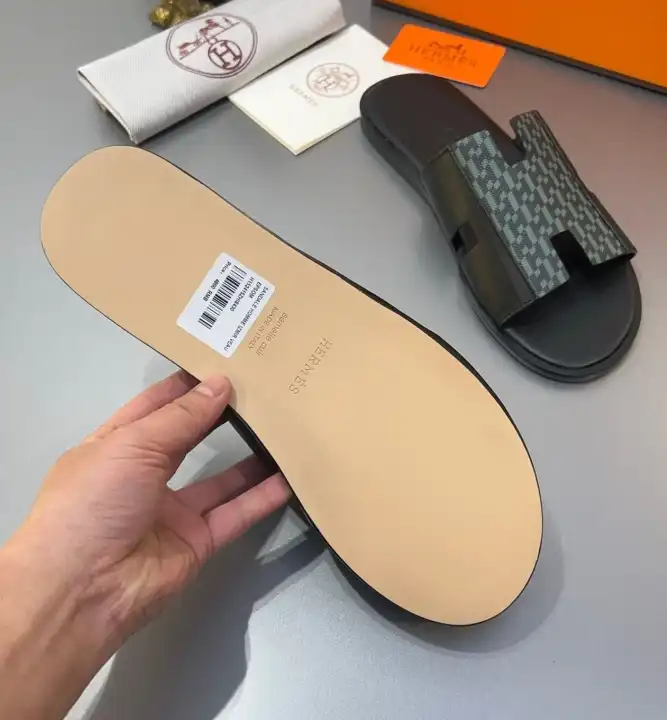 hype Hermes Slippers