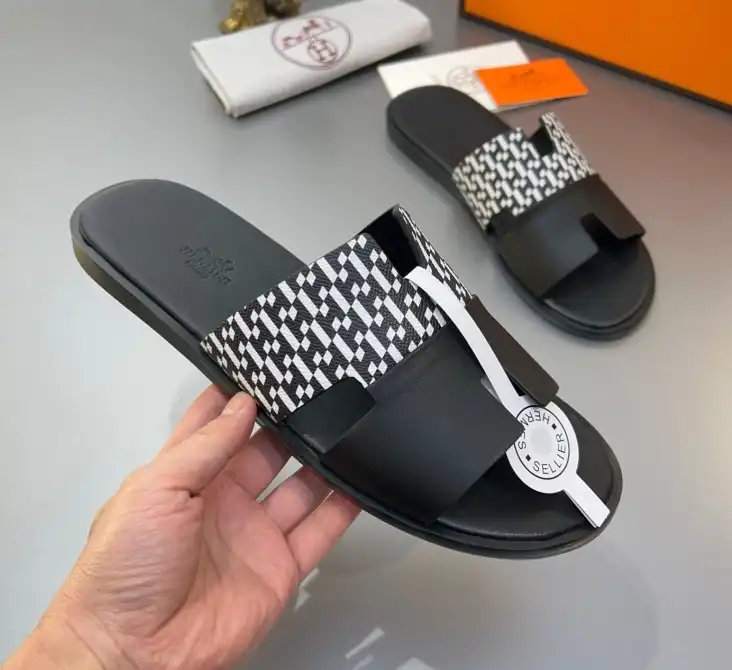 hype Hermes Slippers