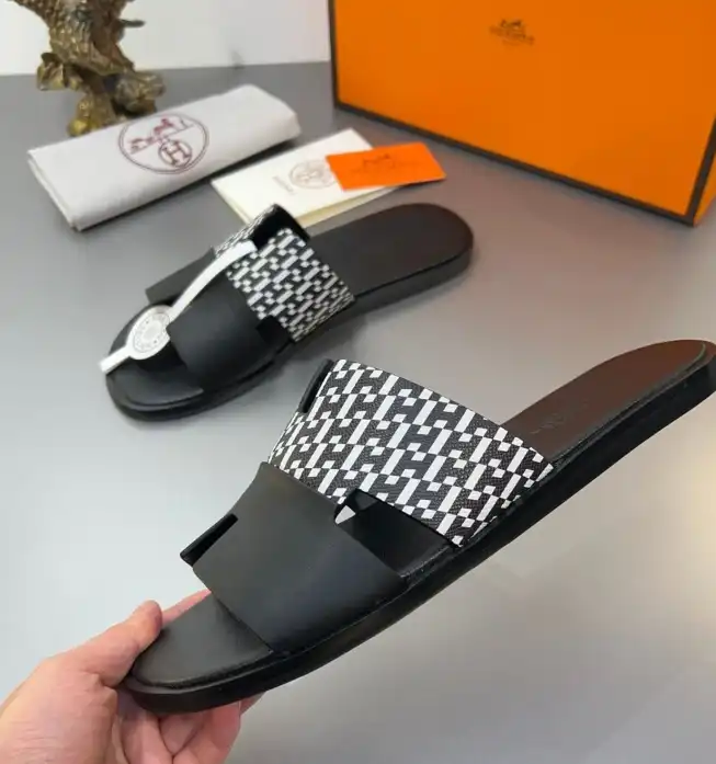 hype Hermes Slippers