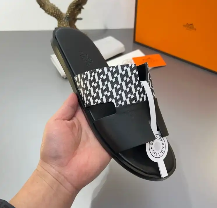 hype Hermes Slippers