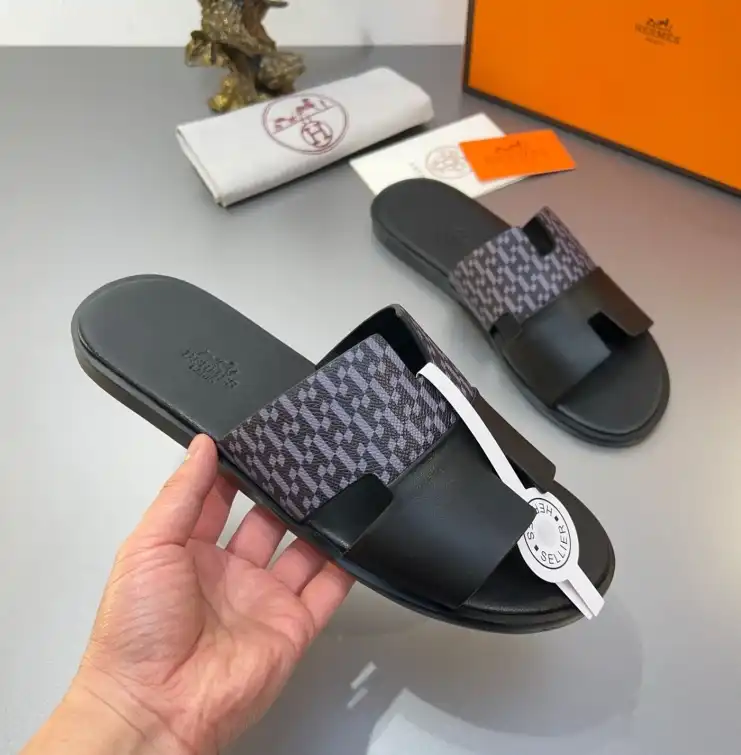 hype Hermes Slippers