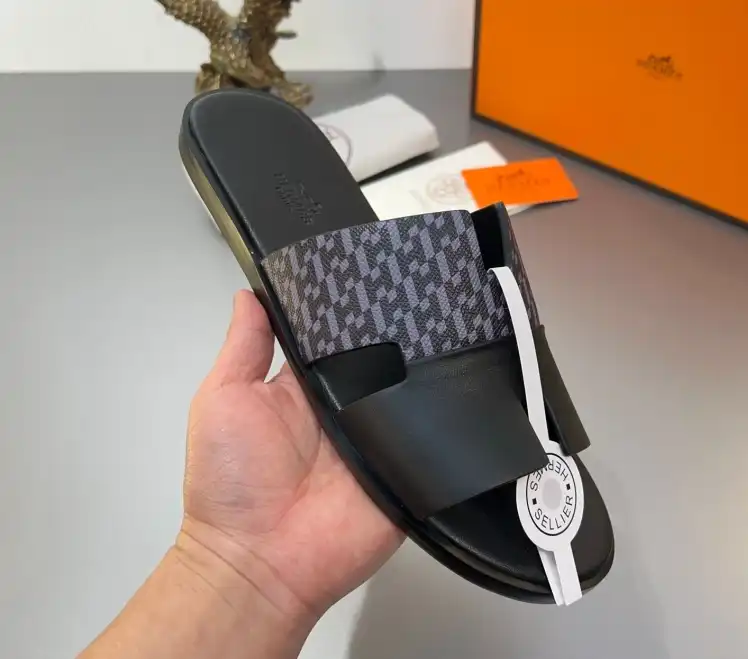 hype Hermes Slippers