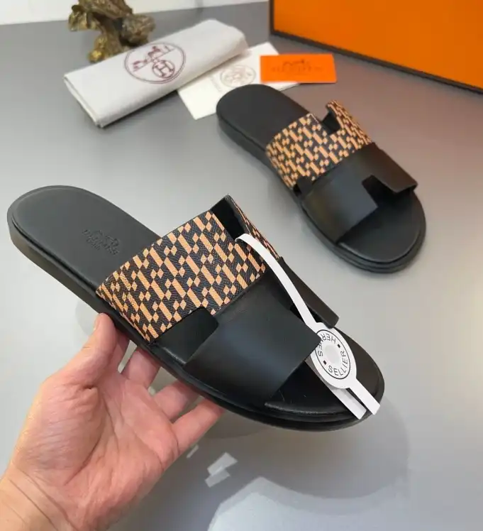 hype Hermes Slippers