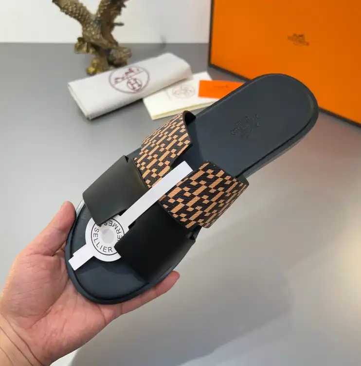 hype Hermes Slippers