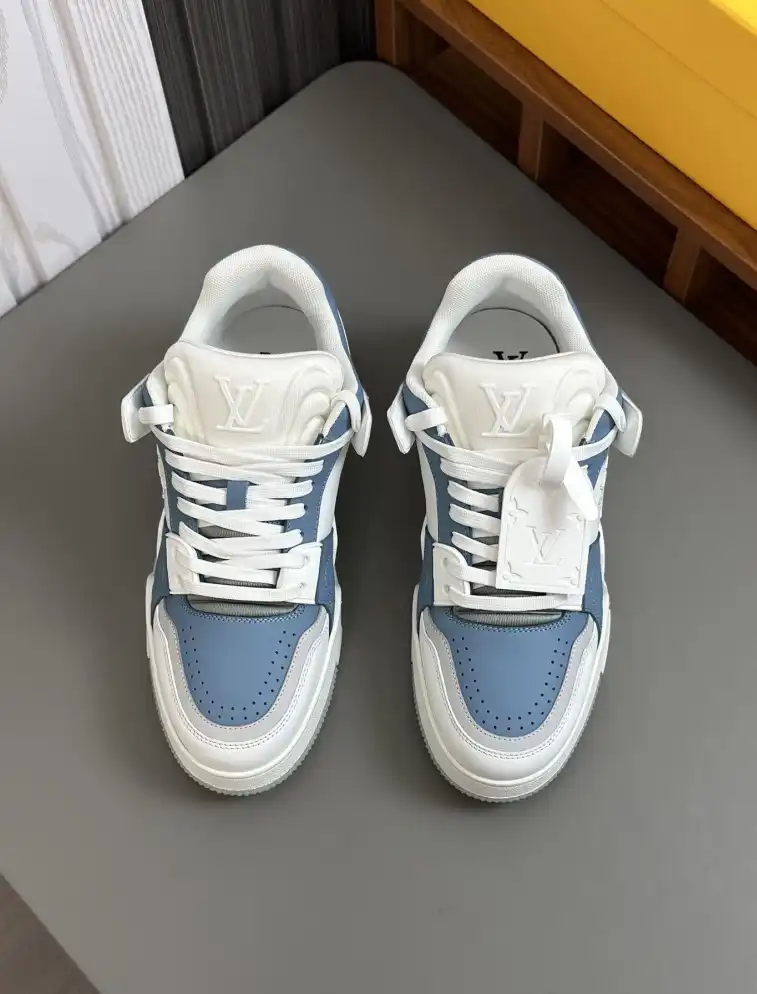 hype Louis Vuitton Sneakers