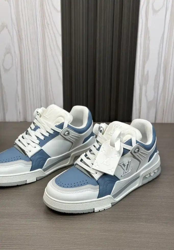 hype Louis Vuitton Sneakers