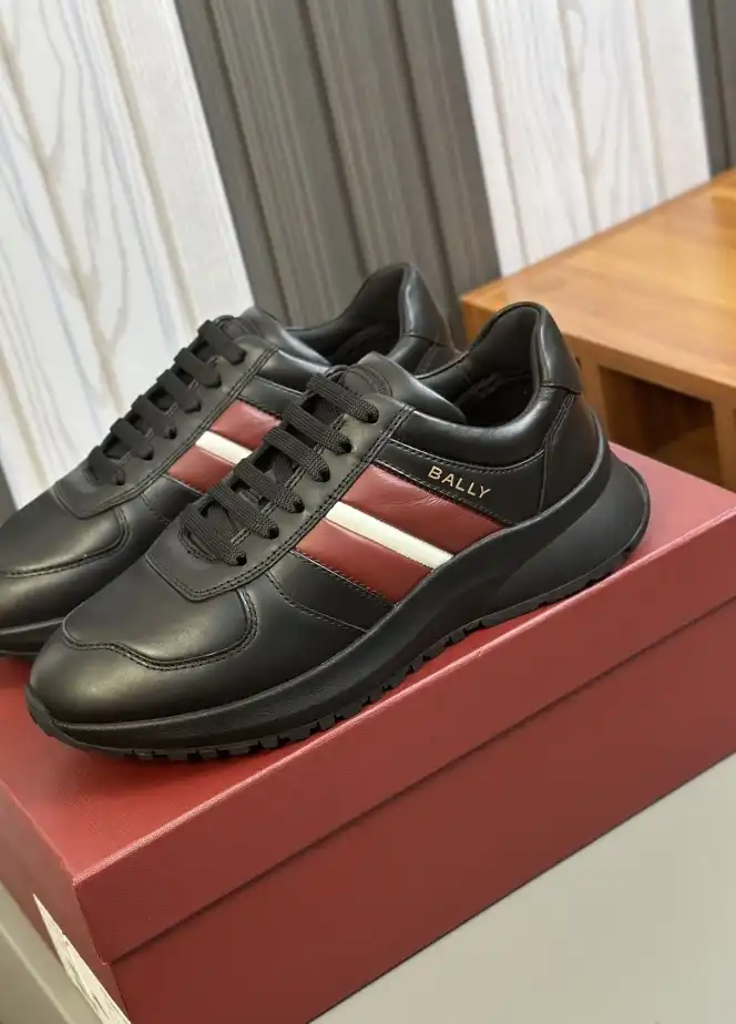 hype Burberry Sneakers