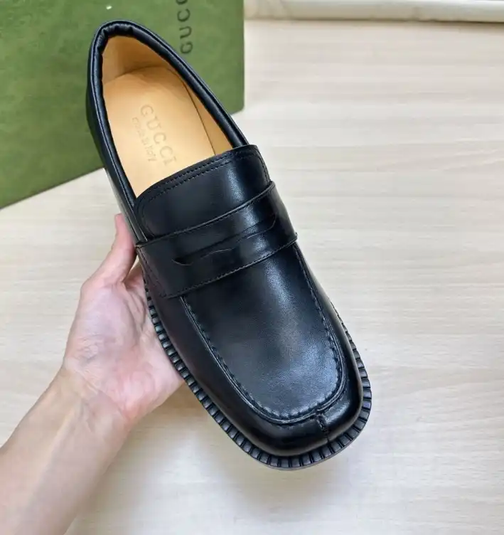 hype Gucci Leather Shoes