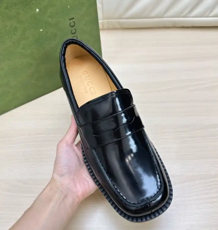 hype Gucci Leather Shoes