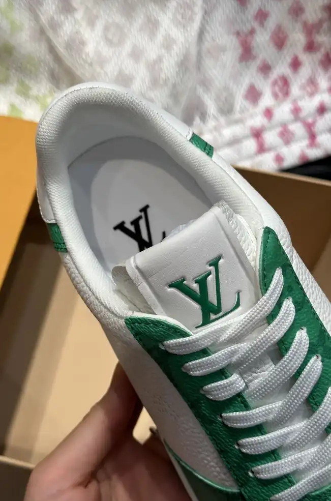 hype Louis Vuitton Sneakers