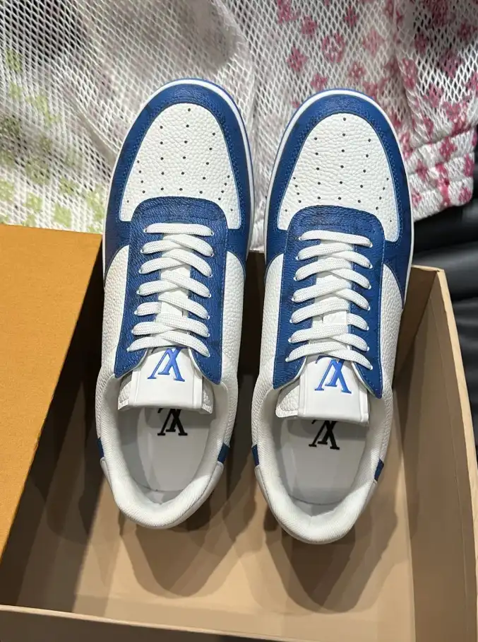 hype Louis Vuitton Sneakers