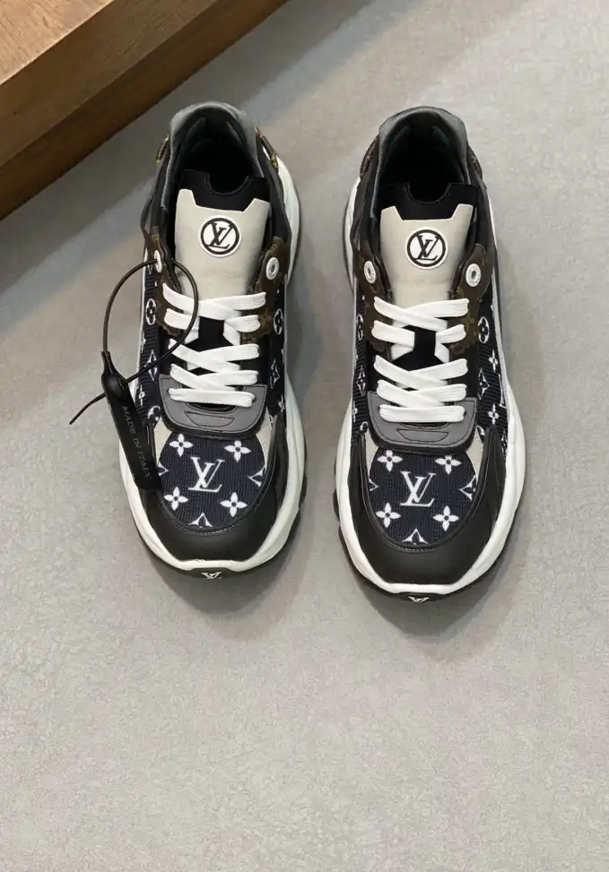 hype Louis Vuitton Sneakers