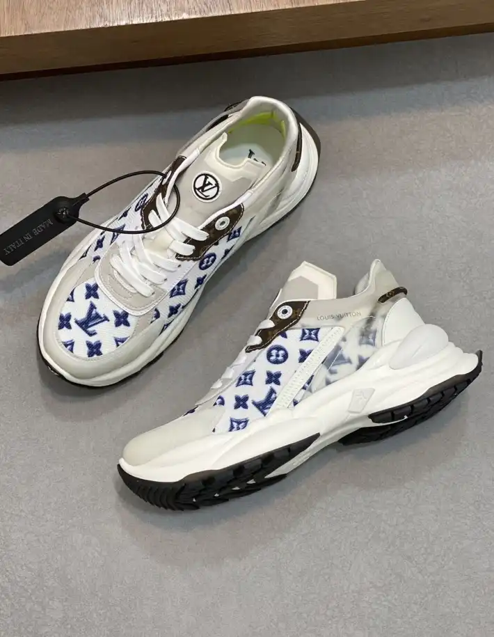 hype Louis Vuitton Sneakers