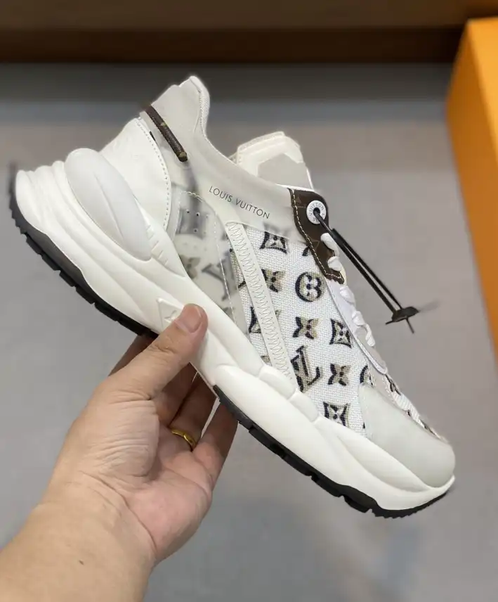 hype Louis Vuitton Sneakers