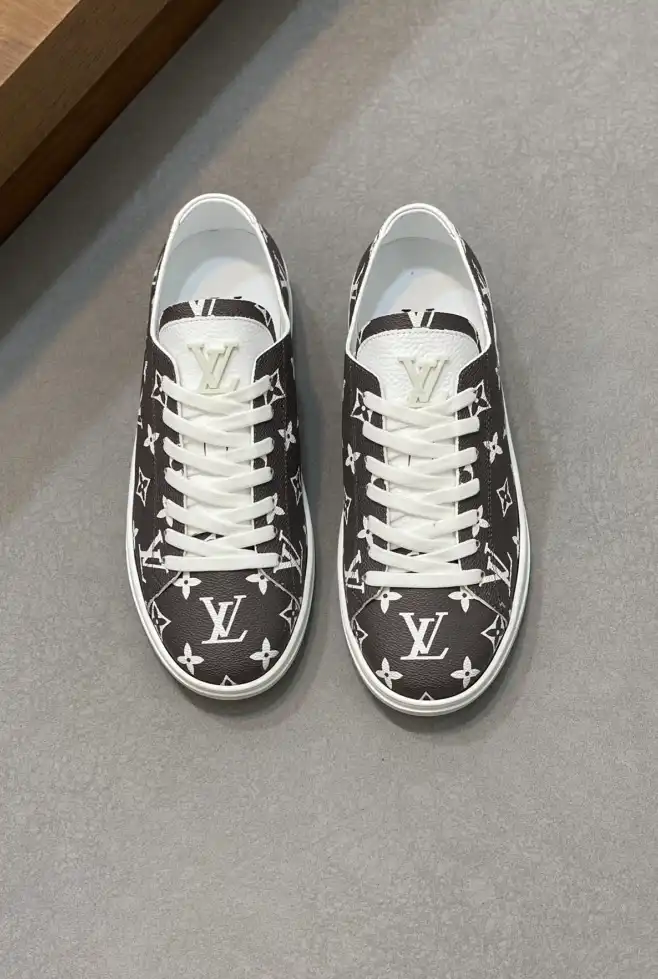 hype Louis Vuitton Sneakers