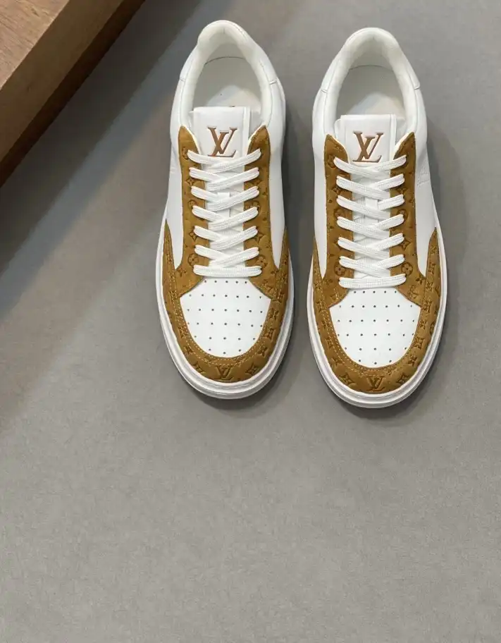 hype Louis Vuitton Sneakers