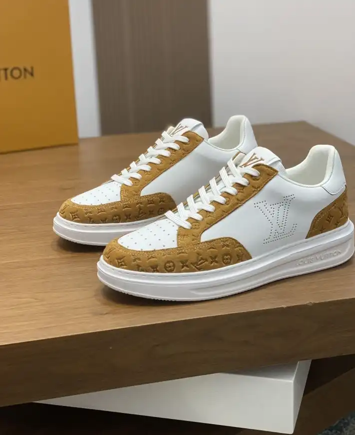 hype Louis Vuitton Sneakers