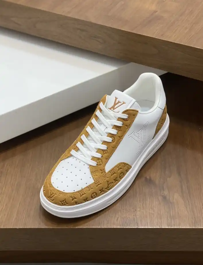 hype Louis Vuitton Sneakers