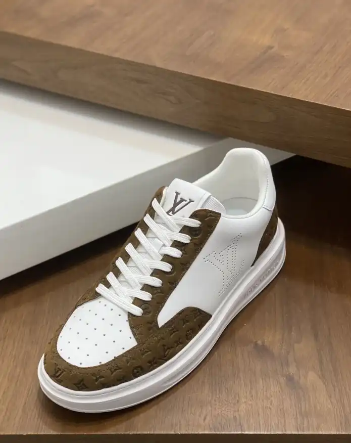 hype Louis Vuitton Sneakers