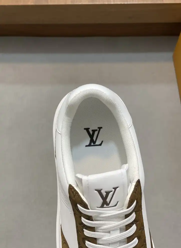 hype Louis Vuitton Sneakers