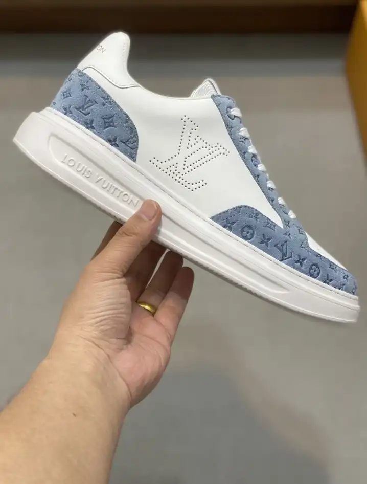 hype Louis Vuitton Sneakers