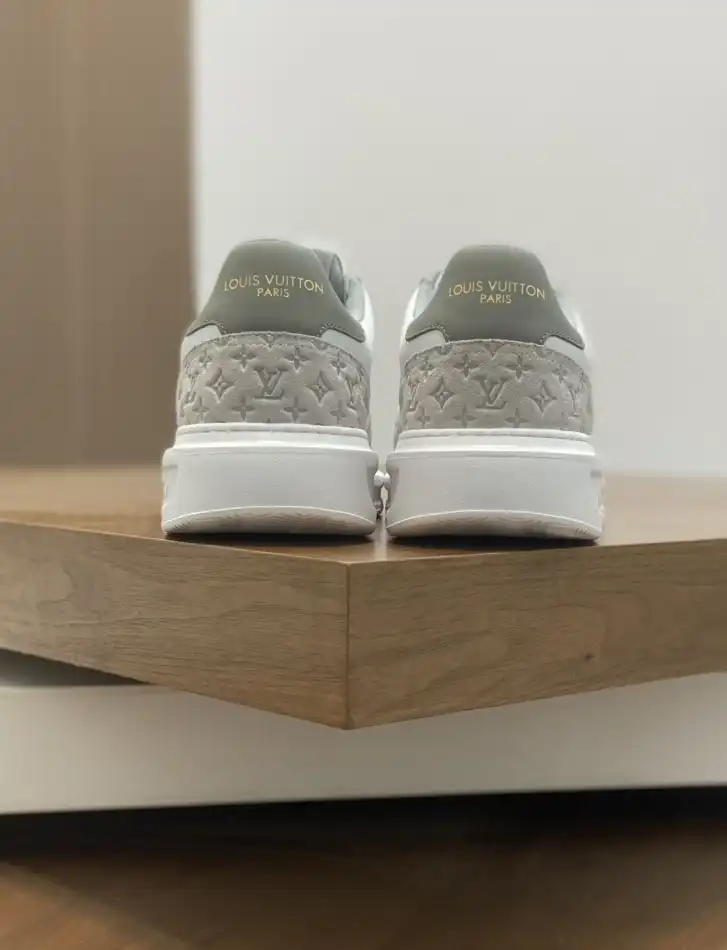 hype Louis Vuitton Sneakers