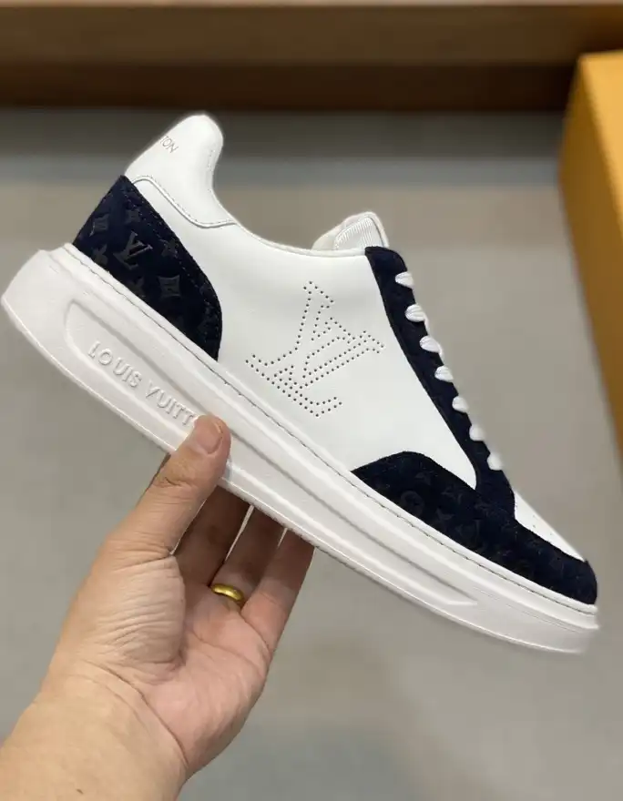 hype Louis Vuitton Sneakers