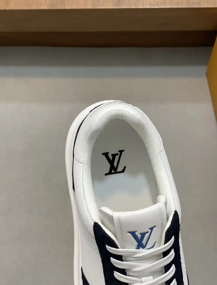 hype Louis Vuitton Sneakers