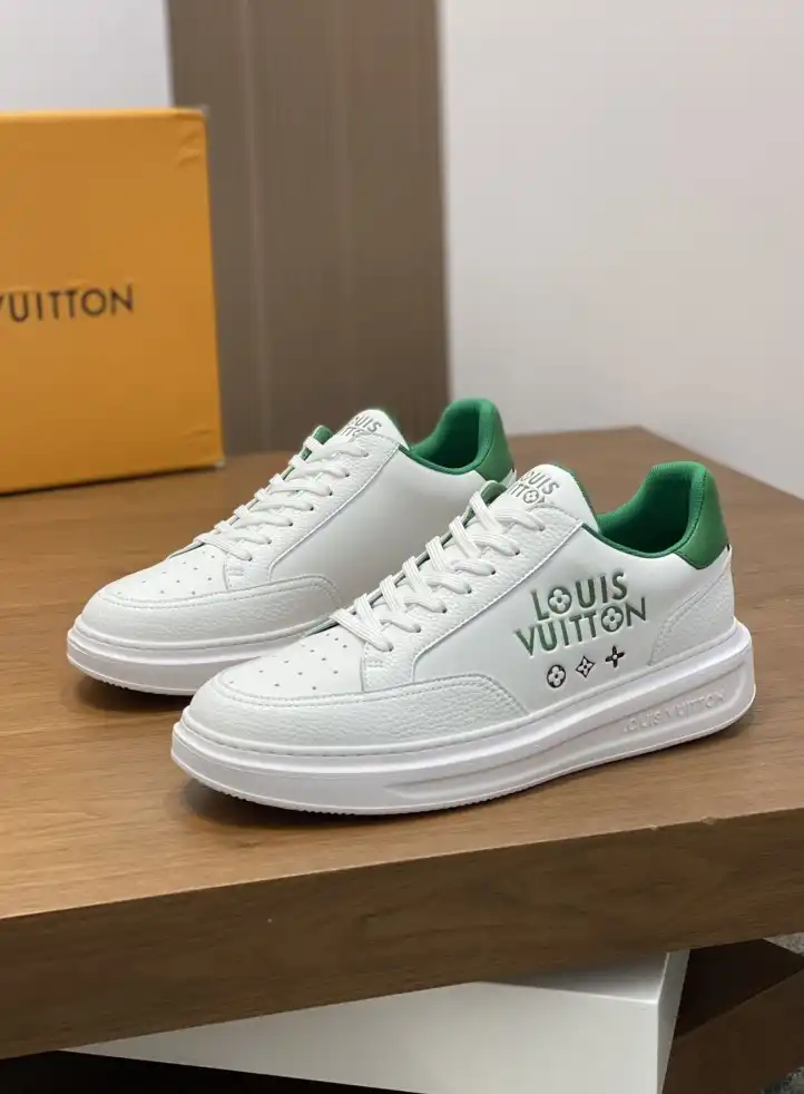 hype Louis Vuitton Sneakers