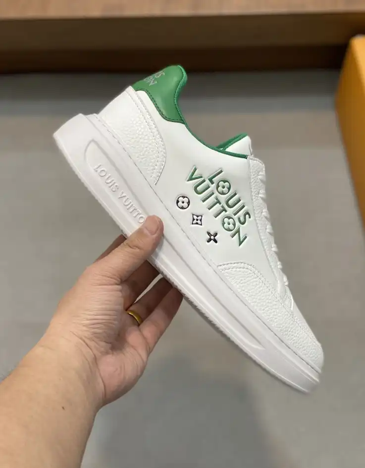 hype Louis Vuitton Sneakers