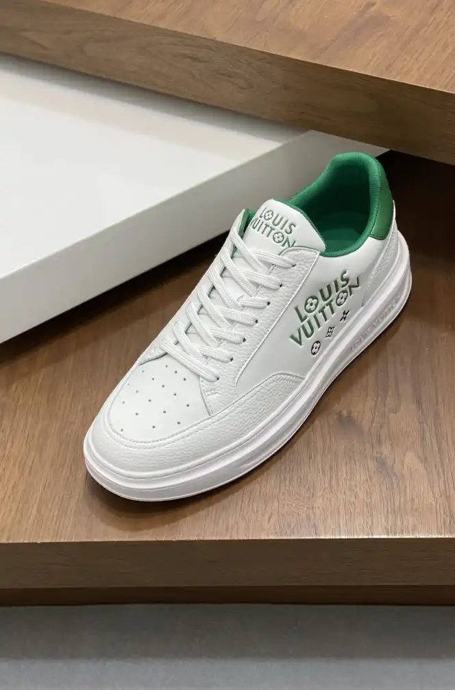 hype Louis Vuitton Sneakers