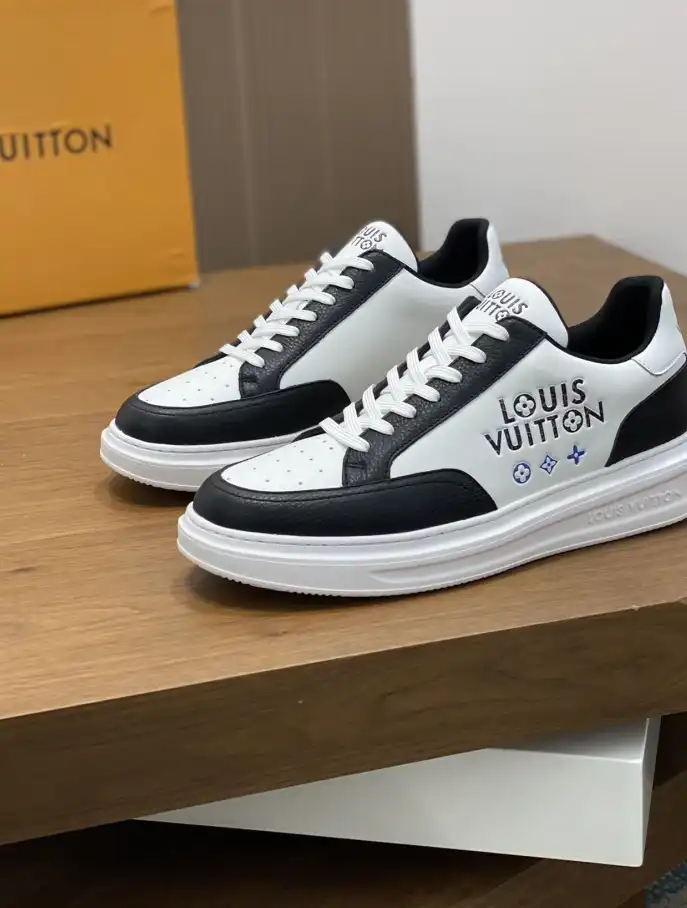 hype Louis Vuitton Sneakers