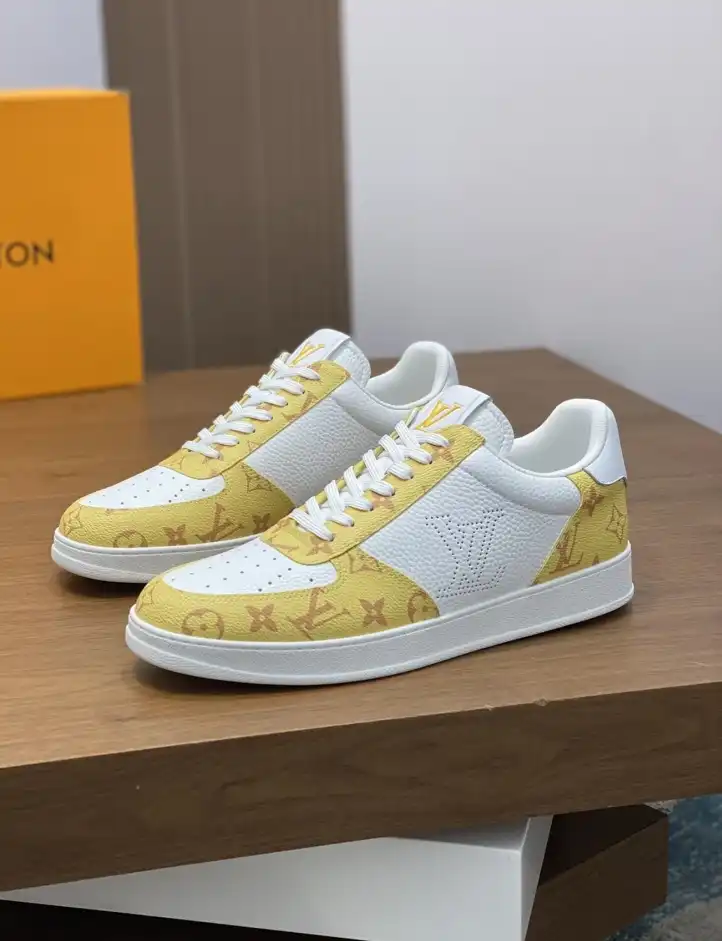 hype Louis Vuitton Sneakers