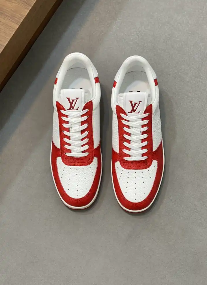 hype Louis Vuitton Sneakers