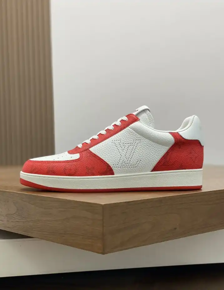 hype Louis Vuitton Sneakers