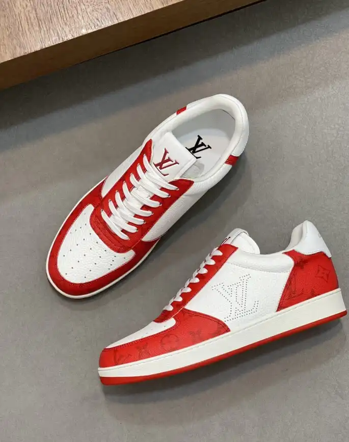 hype Louis Vuitton Sneakers