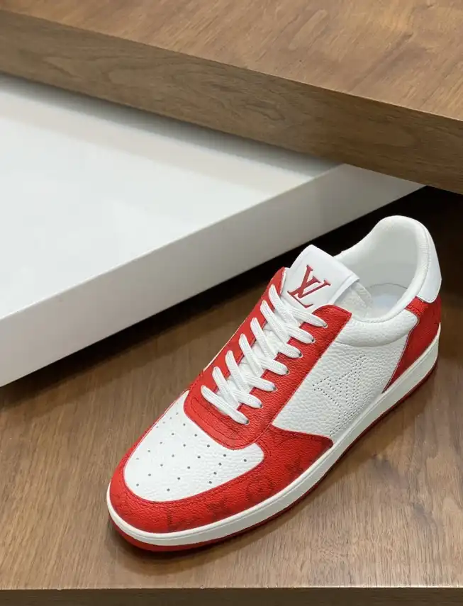 hype Louis Vuitton Sneakers